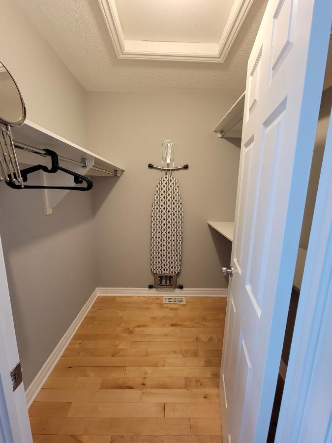 Cozy 3 Bedroom Town House 20 Min From Ottawa Down Town And Airport Екстериор снимка