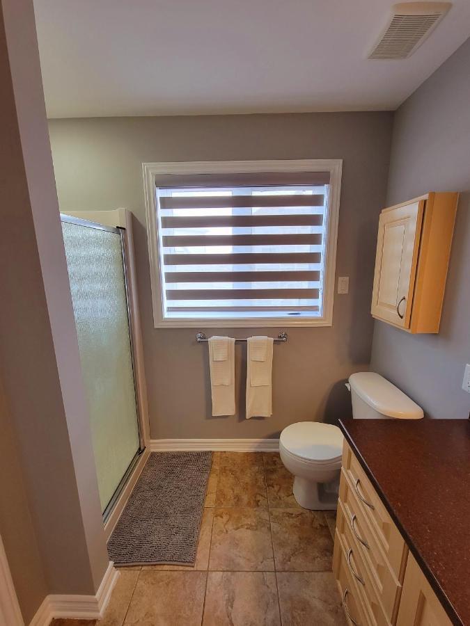 Cozy 3 Bedroom Town House 20 Min From Ottawa Down Town And Airport Екстериор снимка